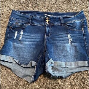 Ymi Jean distressed shorts